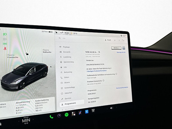 Tesla Model 3 27 of 30