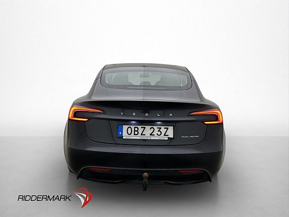 Tesla Model 3 8 of 30