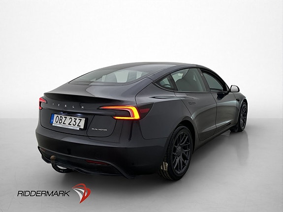 Tesla Model 3 9 of 30