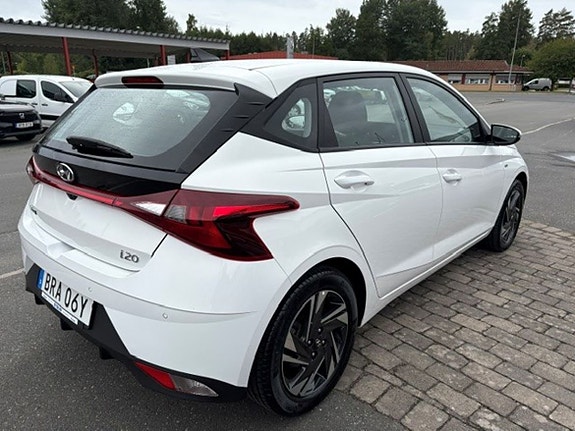 Hyundai i20 3 of 7