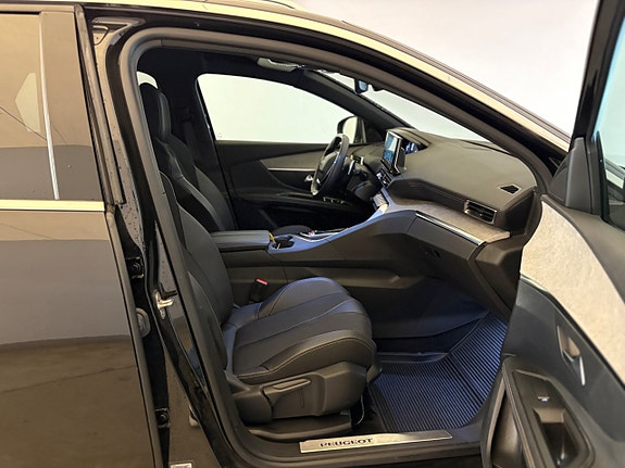 Peugeot 3008 11 of 15