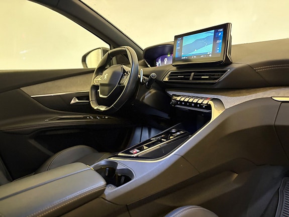 Peugeot 3008 14 of 15