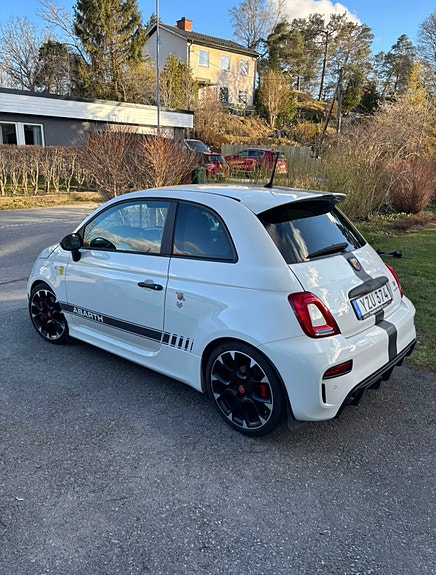 Abarth 595 3 of 8