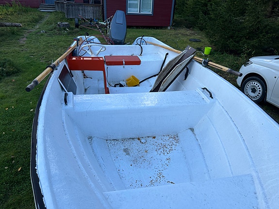 Örnvik 480 med yamaha 40hk tvåtakt 5 of 9