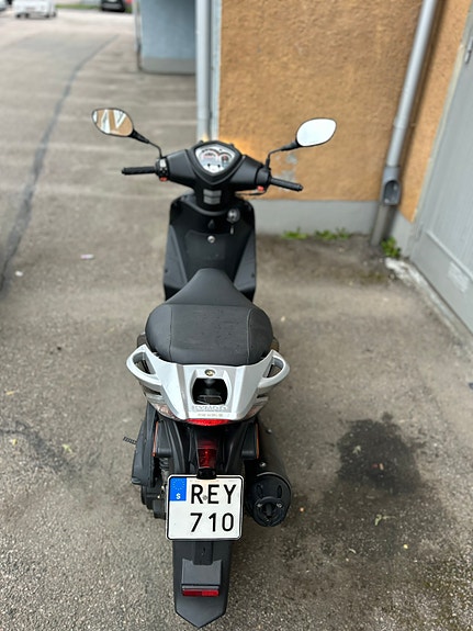 Kymco Agility city 50 7 of 9
