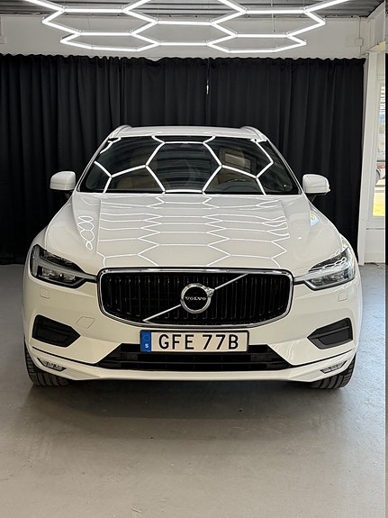 Volvo XC60 10 of 13