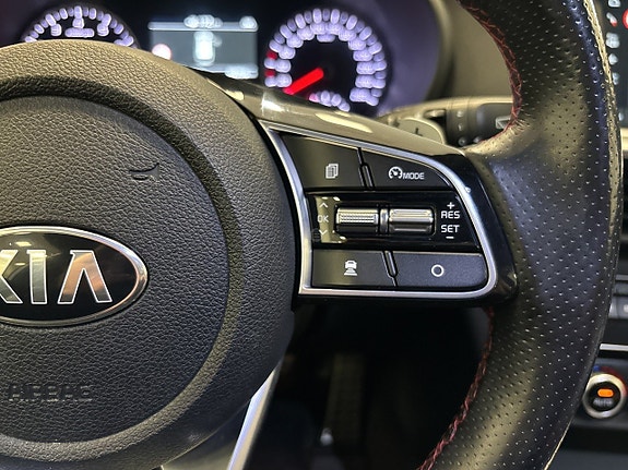Kia Optima 11 of 24