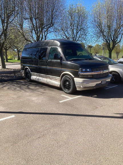 Chevrolet Express 11 of 12