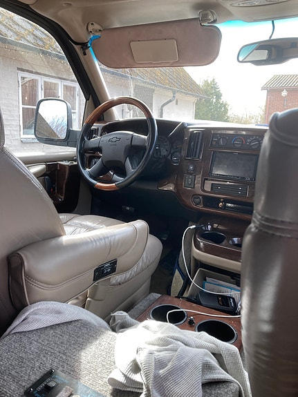 Chevrolet Express 9 of 12