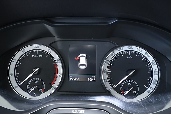 Skoda Karoq 9 of 18