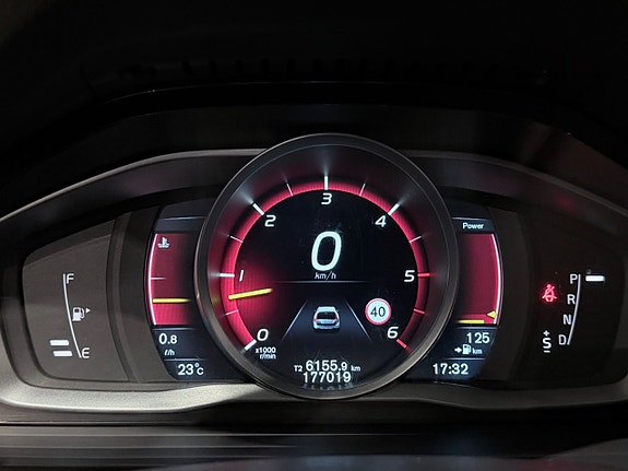 Volvo V70 29 of 30