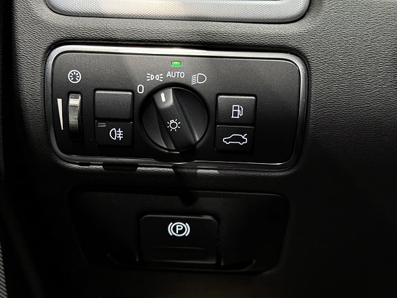 Volvo V70 21 of 30