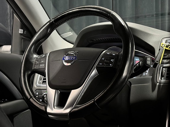 Volvo V70 18 of 30