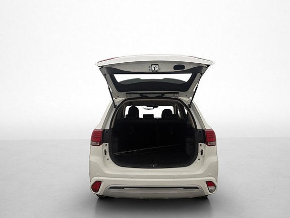 Mitsubishi Outlander 23 of 23