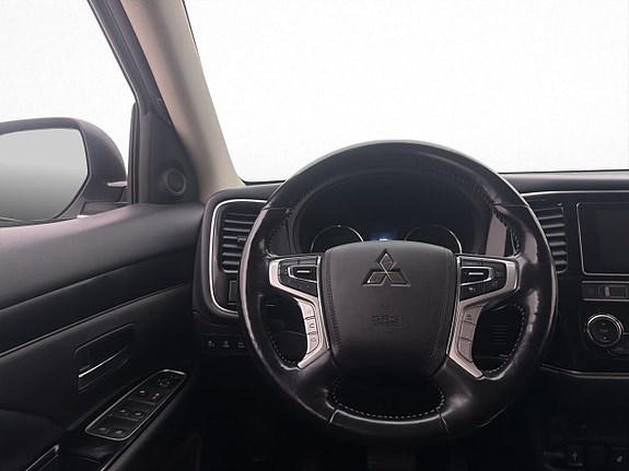 Mitsubishi Outlander 10 of 23