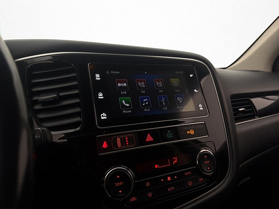 Mitsubishi Outlander 18 of 23