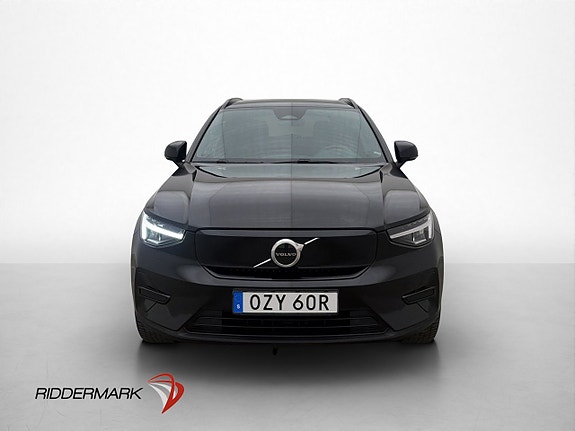 Volvo XC40 3 of 30