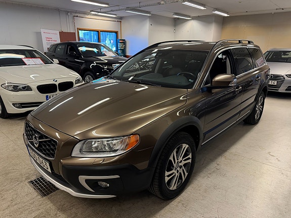 Volvo XC70 3 of 11