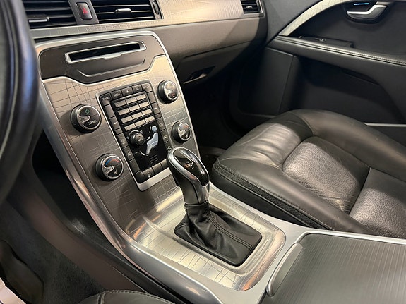 Volvo XC70 11 of 11