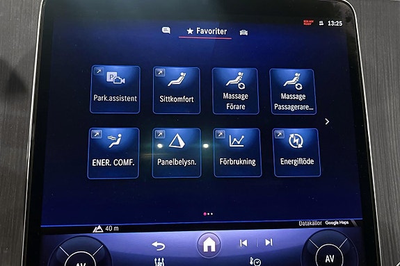 Mercedes-Benz EQS450 16 of 18