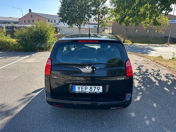 Peugeot 5008 6 of 9