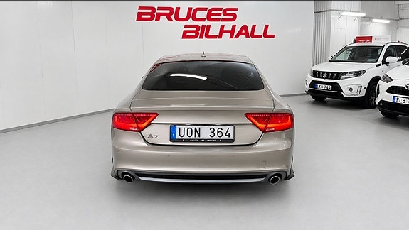 Audi A7 2 of 22