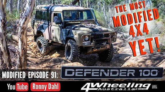 Land Rover Defender 110 10 of 11