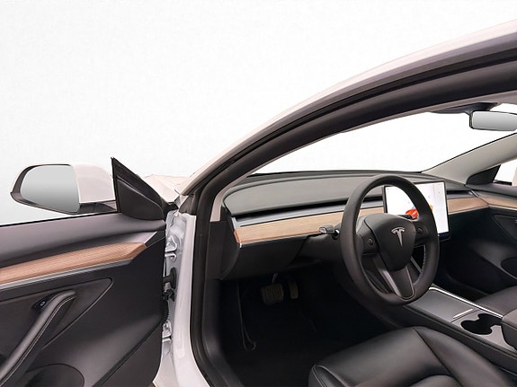Tesla Model 3 10 of 30
