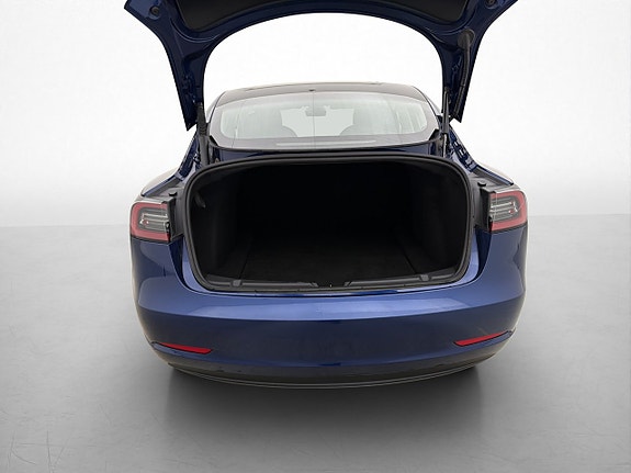 Tesla Model 3 25 of 30