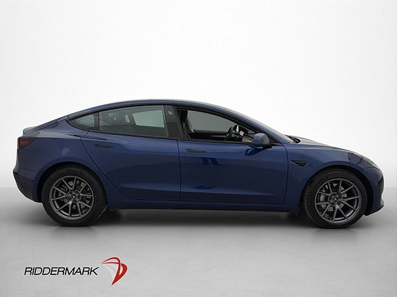 Tesla Model 3 9 of 30