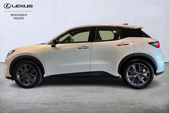Lexus LBX 3 of 20