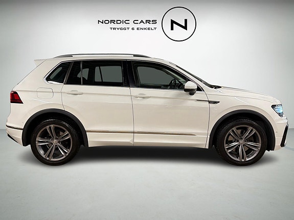 Volkswagen Tiguan 5 of 24