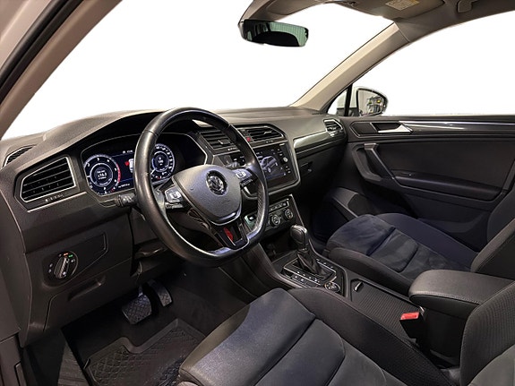 Volkswagen Tiguan 8 of 24