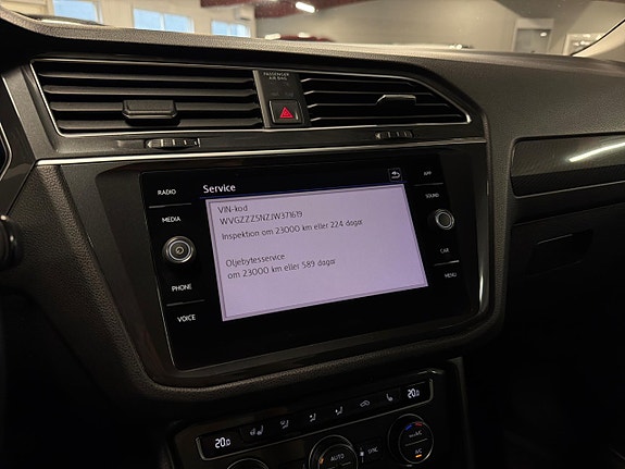 Volkswagen Tiguan 17 of 24