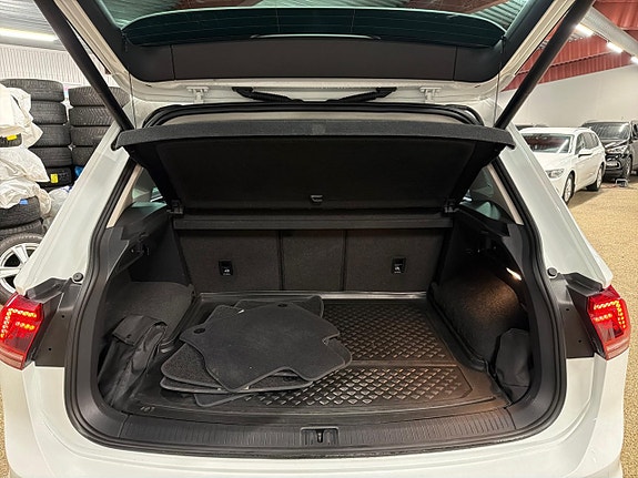 Volkswagen Tiguan 21 of 24