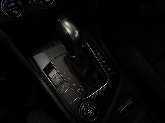Volkswagen Tiguan 18 of 24