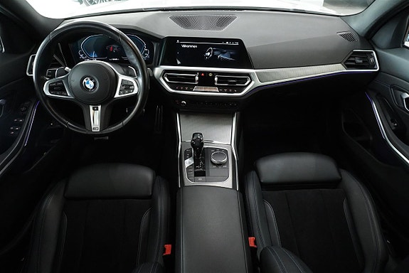 BMW 330e 8 of 11