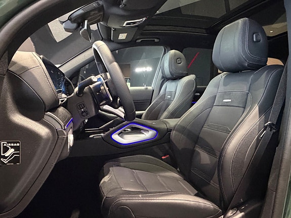 Mercedes-Benz GLE53 7 of 18