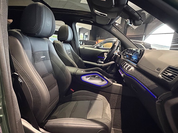 Mercedes-Benz GLE53 6 of 18