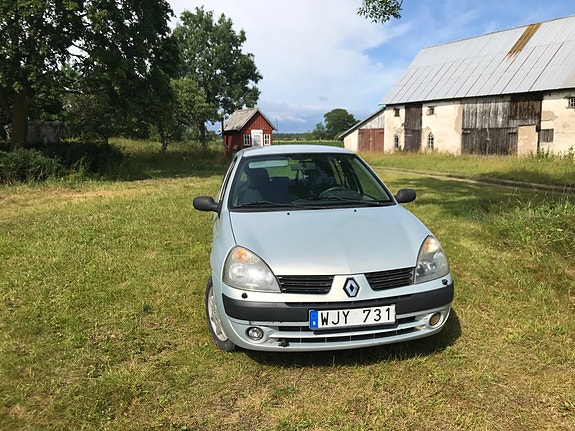 Renault Clio 3 of 12