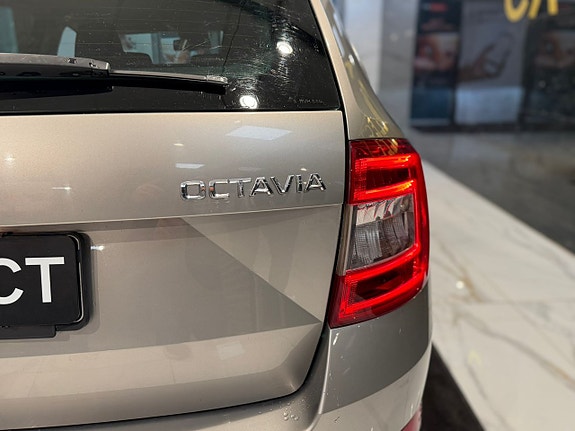 Skoda Octavia 26 of 28