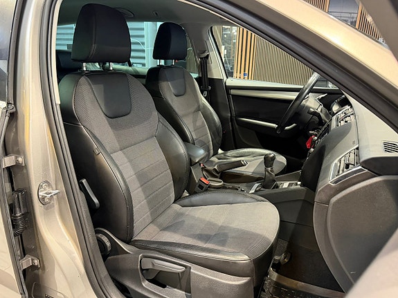 Skoda Octavia 23 of 28