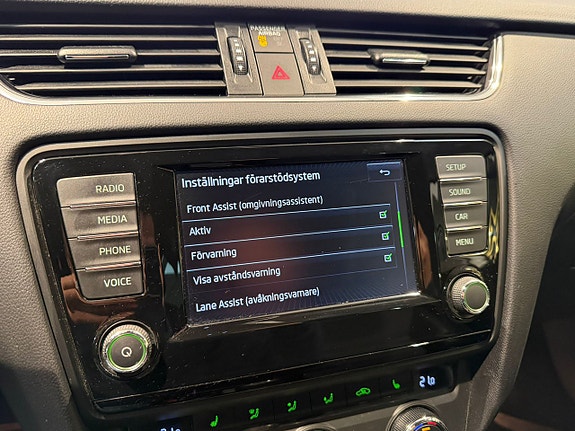 Skoda Octavia 14 of 28