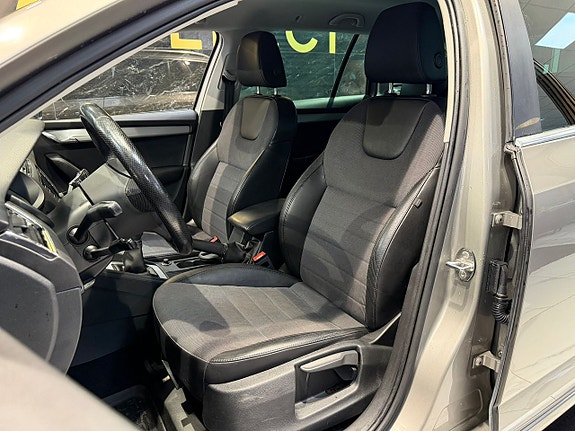 Skoda Octavia 19 of 28