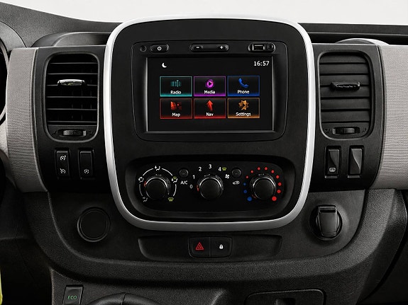 Renault Trafic 16 of 22