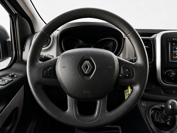 Renault Trafic 13 of 22