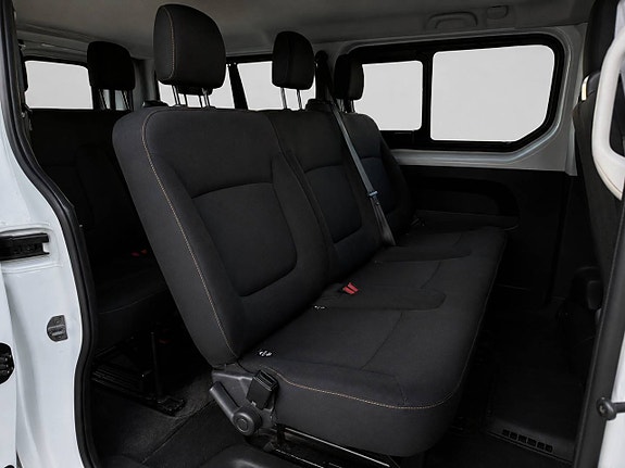 Renault Trafic 19 of 22