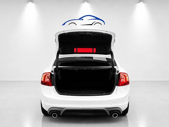 Volvo S60 7 of 15