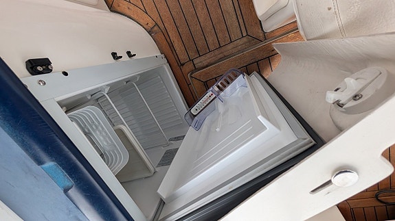 Sealine S23 -2004. Volvo Penta 4,3 GXI. Ankarspel! HÖSTREA! 25 of 30