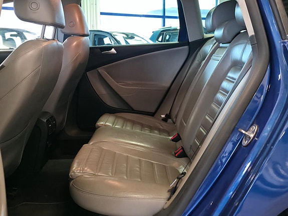 Volkswagen Passat 8 of 9